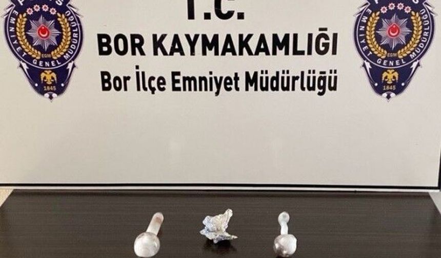 Bor İlçesinde Narkotik Operasyon: 2 Tutuklama