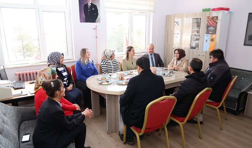 Mem Müdürü Özbek’ten Orhanlı Orhangazi Şehit Halis Sayın İlkokulu’na Ziyaret