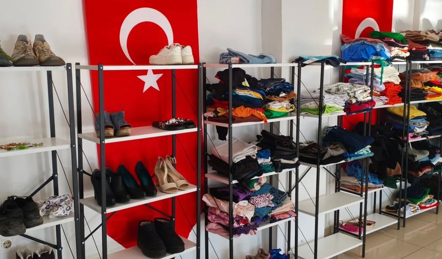 Üniversite öğrencileri için dayanışma mağazası oluşturuldu.