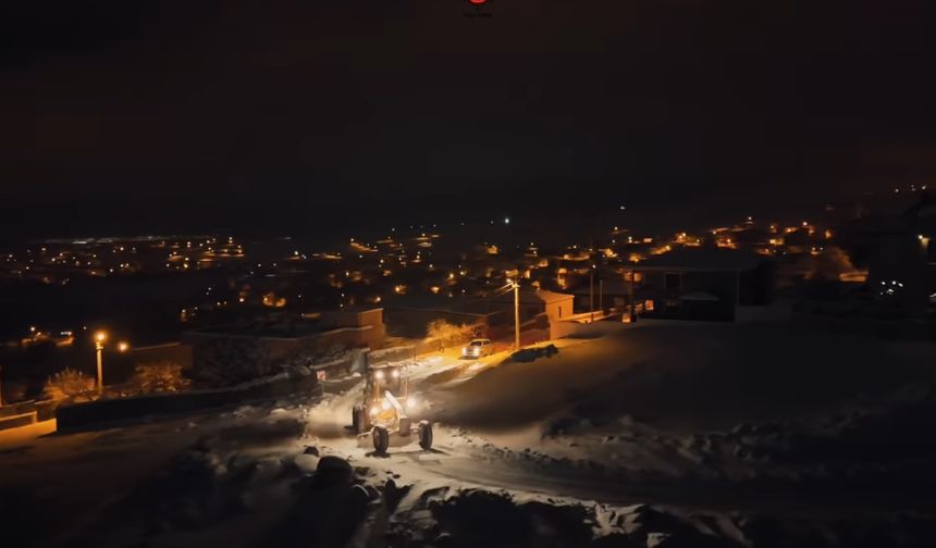 Niğde’de Karla Mücadele Aralıksız Sürüyor