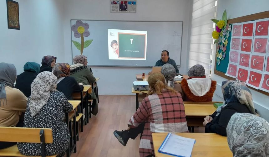 ADEM Kursiyerlerine Finansal Okuryazarlık Eğitimi