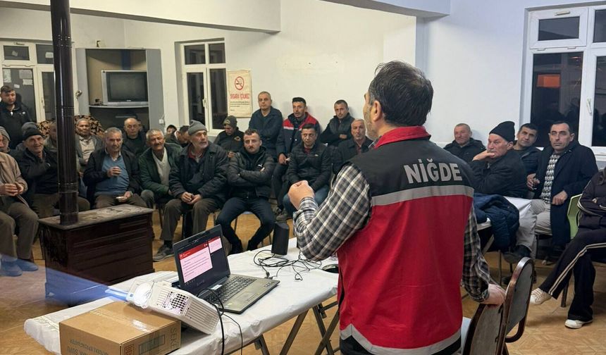 Bor’da Üreticilere Bitki Koruma Ürünleri Eğitimi