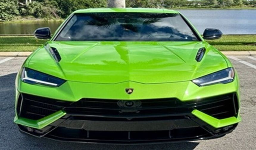 2024 Lamborghini Urus S Twin-turbo V8 Full Options