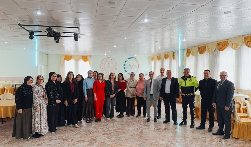 Ulukışla’da Kursiyerler Hünerlerini Jüri Karşısında Gösterdi