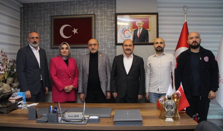 Öz Sağlık-İş Sendikası Genel Başkanı Niğde Şubesini Ziyaret Etti