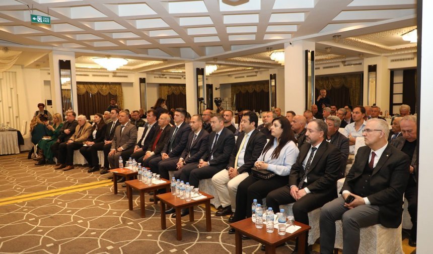 Elma Üreticileri Destek ve Verimlilik İçin Buluştu