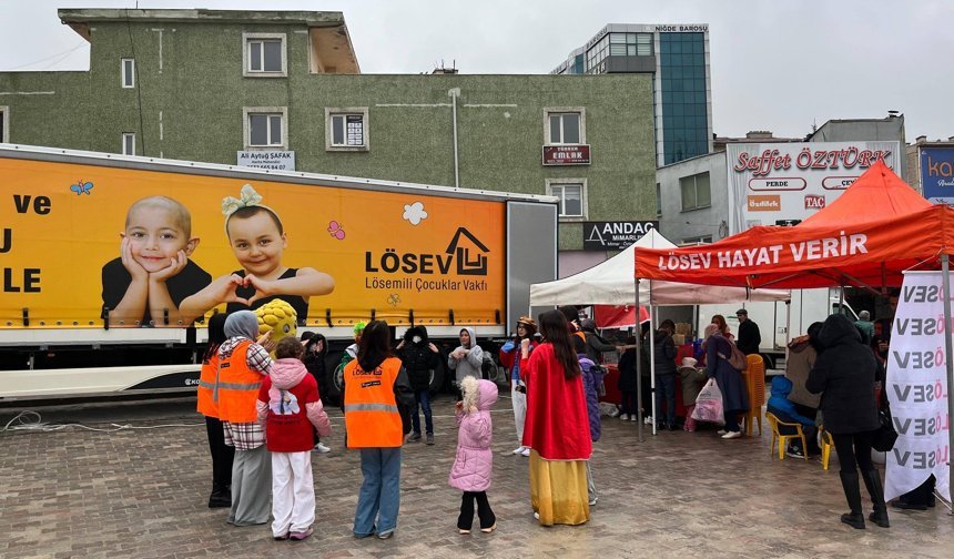 LÖSEV İyilik Tırı Niğde’de