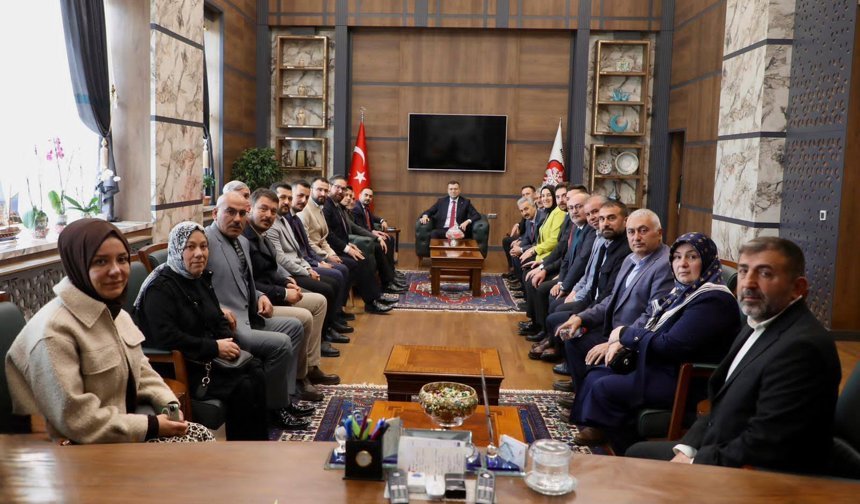AK Parti İl Teşkilatı’ndan Vali Akmeşe’ye Ziyaret