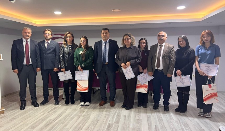 Niğde’de “Safahat Okumaları” İl Paneli Gerçekleştirildi