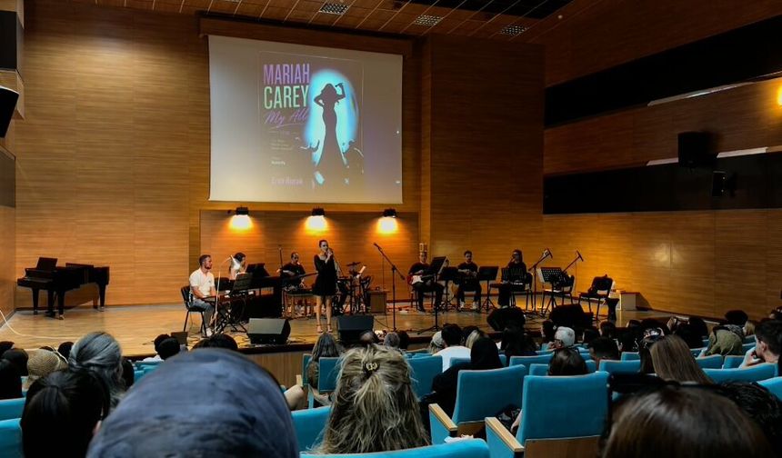 NÖHÜ’de “Pop Müziğin Altın Çağı” Konserine Yoğun İlgi