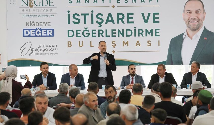 Başkan Özdemir Sanayi Esnafıyla Bir Araya Geldi