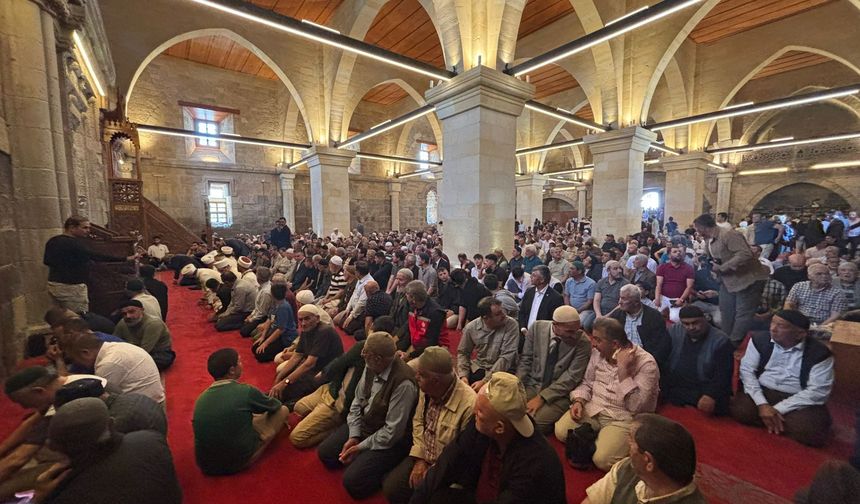 Tarihi Sungurbey Camisi İbadete açıldı