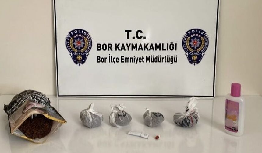 Bor'da Uyşturucu Operasyonu: 3 Kişi Tutuklandı
