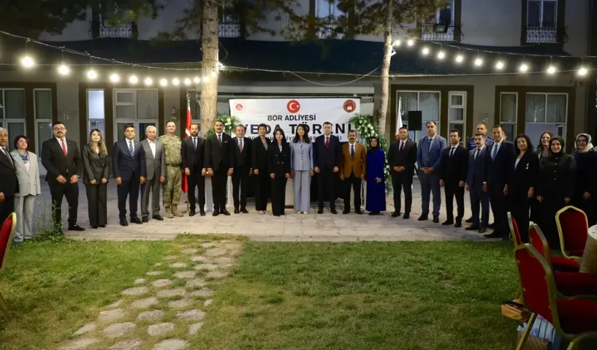 Bor Adliyesi'nde Görev Yaparken Ataması Yapılan Hakim ve Savcılara Veda Programı