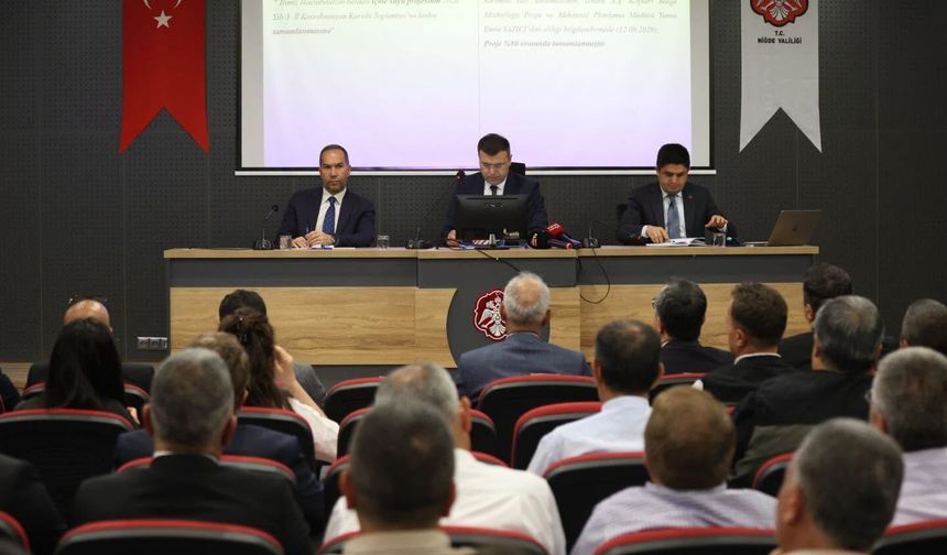 Başkan Özdemir: "Gümüşler Kavşağı'nın Kalıcı Çözümü Üst Geçit"