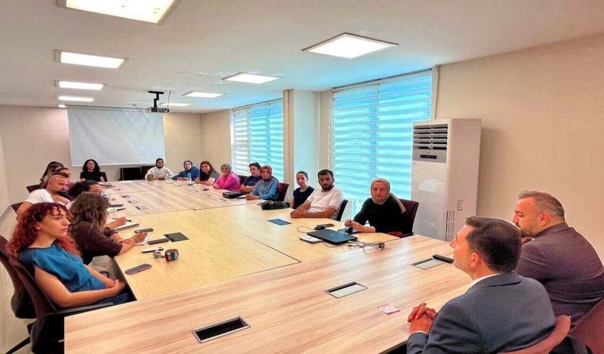 Aile ve Sosyal Hizmetler Müdürlüğünde Değerlendirme Toplantısı