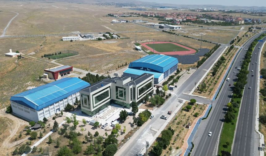 NÖHÜ Spor Bilimleri Fakültesi Bor’daki Yeni Binasında Sona Yaklaşıldı