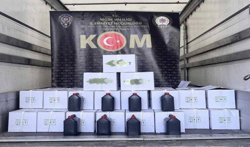 Niğde'de Kaçak Etil Alkol Operasyonu: 1.020 Litre Etil Alkol Ele Geçirildi