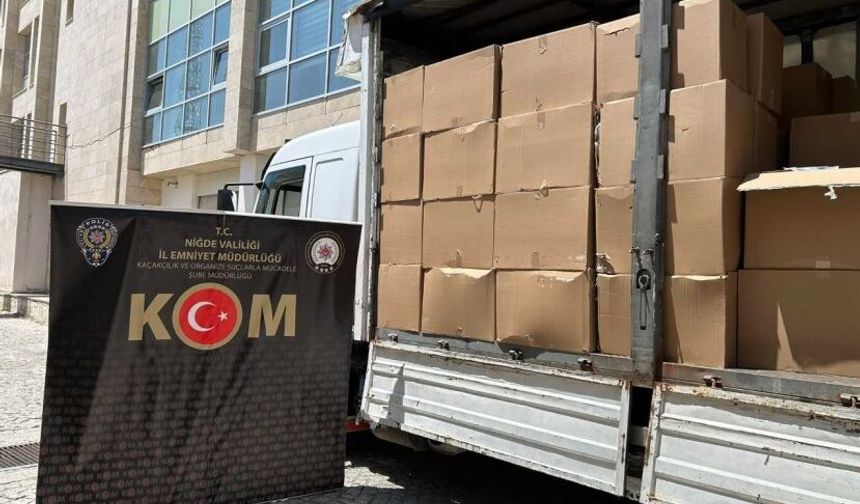 7,5 milyon adet kaçak makaron ele geçirildi
