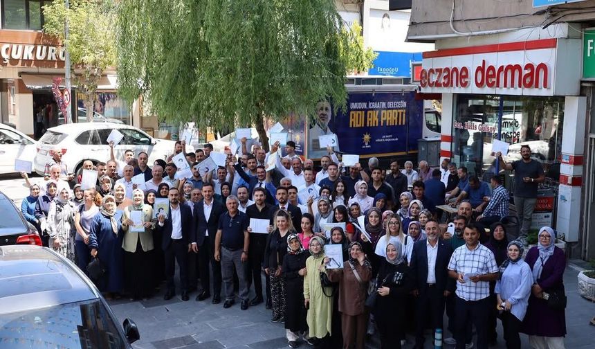 Ak Parti Niğde Teşkilatı Sahada: Teşekkür Belgeleri Üyelere Ulaştırılıyor