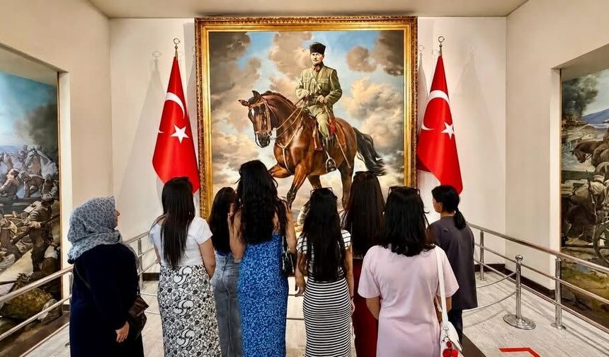 Çocuk Evleri Sitesi’nden Ankara’ya Tarih ve Kültür Gezisi