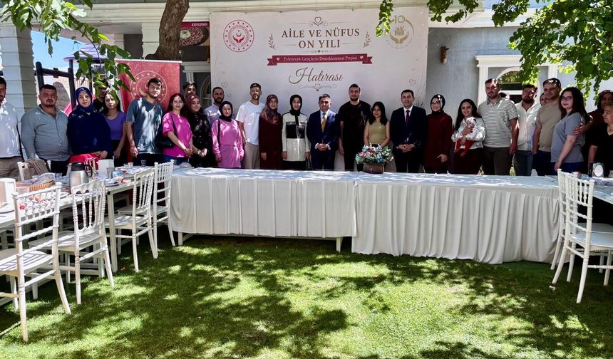 51 İşletme Genç Çiftler İçin “Biz De Varız” Dedi