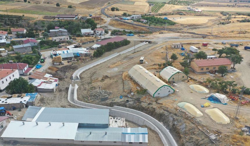 Ulukışla Güney Köyü’nde Taşkınlara Karşı Çalışmalar Sürüyor