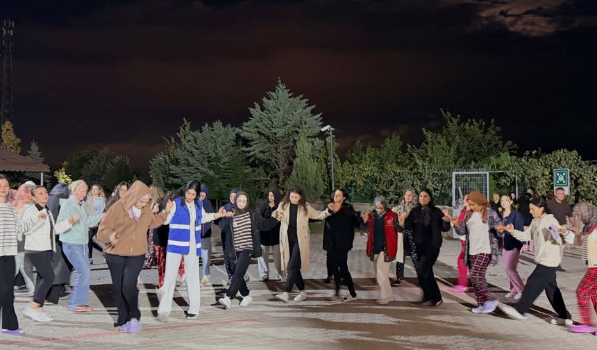 Üniversite öğrencilerine ‘Hoş Geldin Partisi’