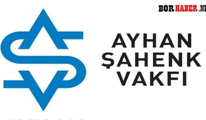 Ayhan Şahenk Vakfı Cumhuriyet Bayramı Armağanlarıyla Öğrencileri Sevindirecek