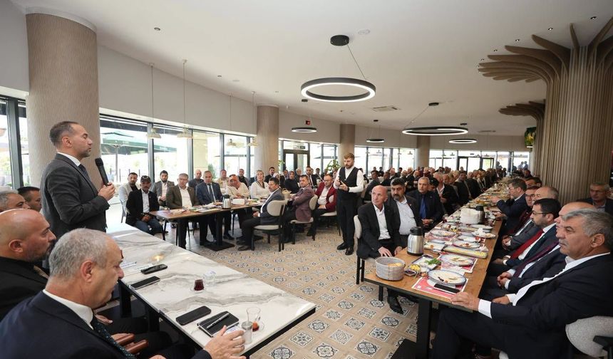 Başkan Özdemir Niğde’nin Bütün Muhtarlarıyla Bir Araya Geldi